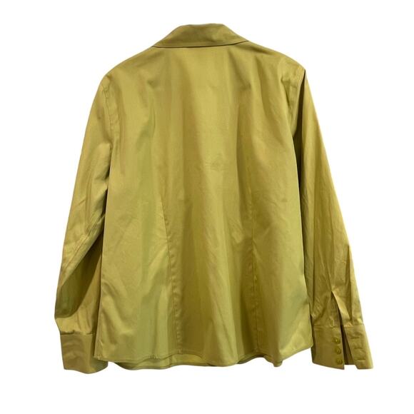 Chico’s No Iron Button Front Shirt Size 2 (L) Lime Green 100% Cotton - Picture 2 of 8